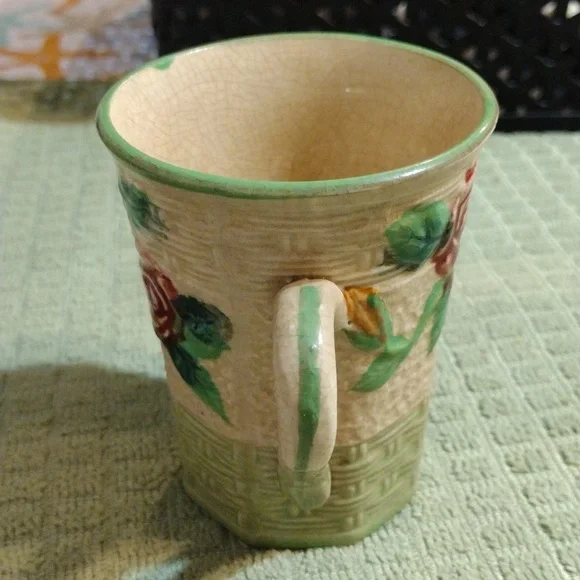 2 For 8 Sale, Vintage Japan cup with rose design. - Picture 2 of 6
